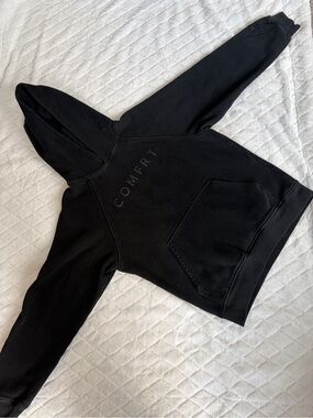 Women’s Black Comfort Hoodie Sweatshirt